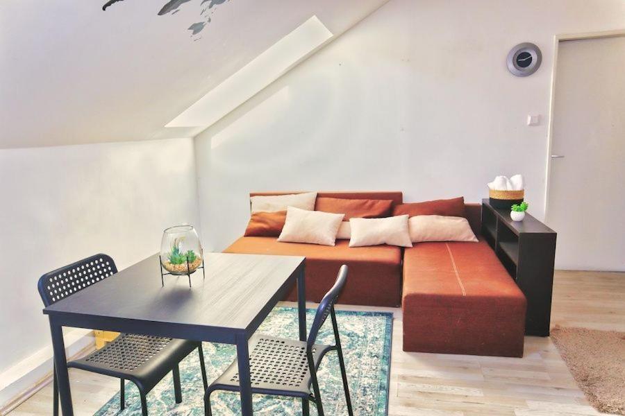 C Private Room In City Center In Pressburg Exterior foto